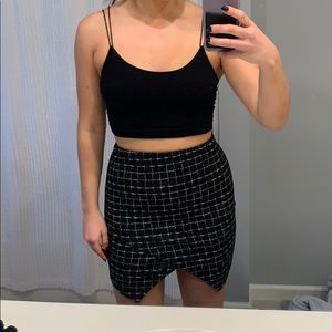 Windsor crossover skirt